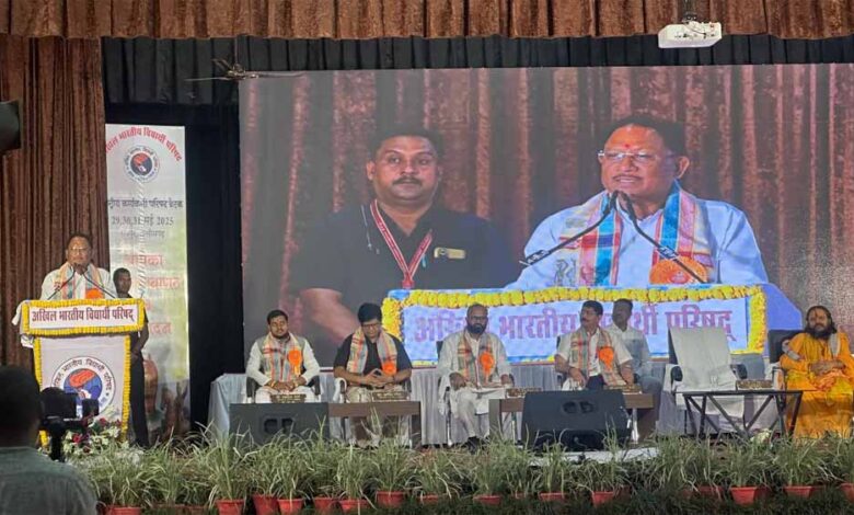 युवा शक्ति है राष्ट्र शक्ति : मुख्यमंत्री साय युवा शक्ति है राष्ट्र शक्ति : मुख्यमंत्री साय