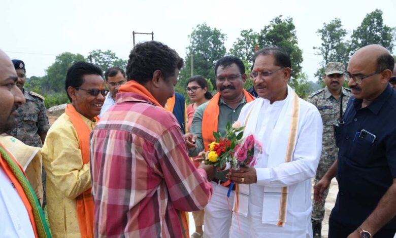 मुख्यमंत्री श्री विष्णुदेव साय समाधान शिविर तोंगपाल में 16 करोड़ से अधिक विकास कार्यों का किया लोकार्पण