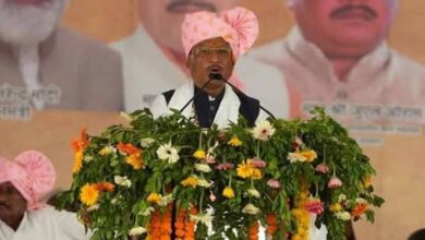 रायपुर : मुख्यमंत्री विष्णुदेव साय के आगमन पर उनका लोकनृत्य व लोकगीत के माध्यम से भव्य स्वागत किया गया