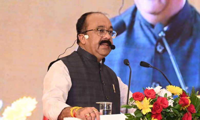 नगर सुराज संगम : उप मुख्यमंत्री अरुण साव ने नगर पालिकाओं और नगर पंचायतों के अध्यक्षों को समझाया स्वच्छ, सुंदर और सुविधापूर्ण शहर का रोडमैप नगर सुराज संगम : उप मुख्यमंत्री अरुण साव ने नगर पालिकाओं और नगर पंचायतों के अध्यक्षों को समझाया स्वच्छ, सुंदर और सुविधापूर्ण शहर का रोडमैप