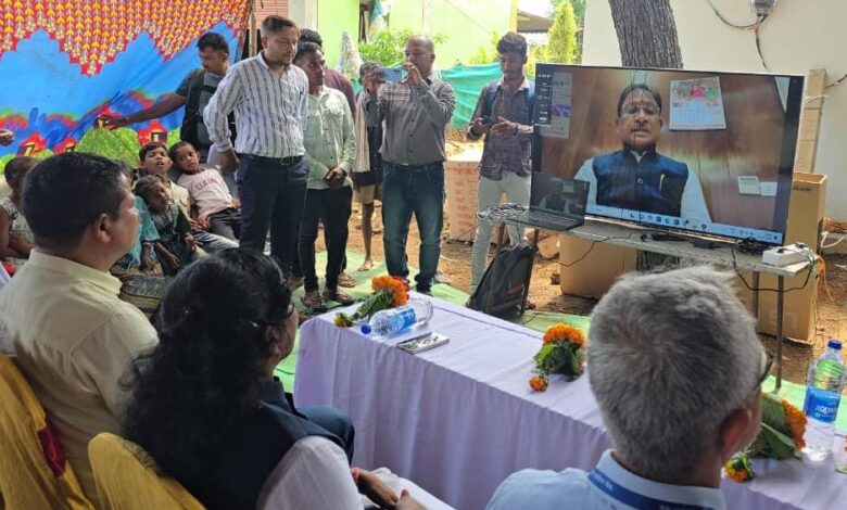 CG News: छत्तीसगढ़ के पामेड़ में ग्रामीण बैंक शाखा का वर्चुअल शुभारंभ, सीएम विष्णुदेव साय ने कहा- माओवाद मुक्त क्षेत्र में रखी जा रही विकास की नींव…. CG News: छत्तीसगढ़ के पामेड़ में ग्रामीण बैंक शाखा का वर्चुअल शुभारंभ, सीएम विष्णुदेव साय ने कहा- माओवाद मुक्त क्षेत्र में रखी जा रही विकास की नींव….