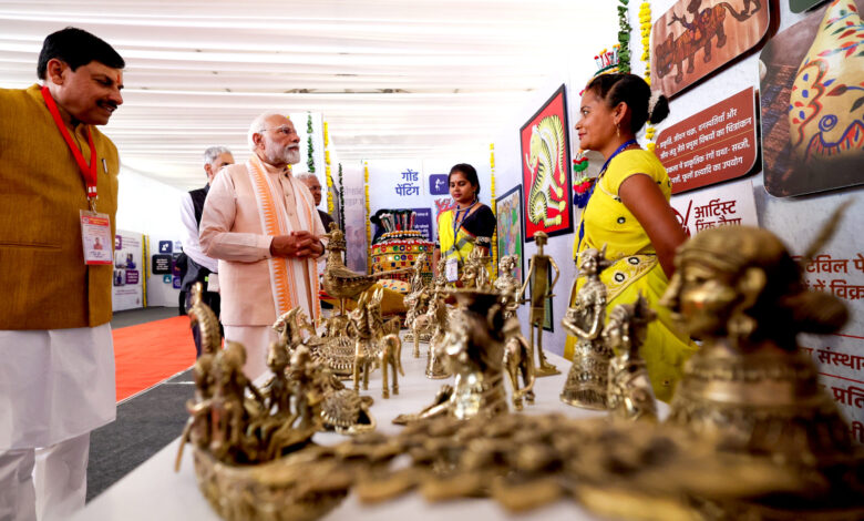 MP News: प्रधानमंत्री मोदी ने अहिल्याबाई होल्कर की 300वीं जयंती पर महिला सशक्तिकरण महासम्मेलन में की शिरकत, केंद्रित प्रदर्शनी का किया अवलोकन…. MP News: प्रधानमंत्री मोदी ने अहिल्याबाई होल्कर की 300वीं जयंती पर महिला सशक्तिकरण महासम्मेलन में की शिरकत, केंद्रित प्रदर्शनी का किया अवलोकन….