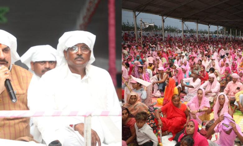 MP News- मुख्यमंत्री डॉ. यादव बाबा जय गुरुदेव आश्रम में सत्संग में हुए शामिल: सत्संग के दौरान CM ने की शराबबंदी की घोषणा….