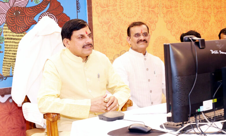 MP News: रतलाम-नागदा मल्टीट्रैकिंग परियोजना को मिली मंजूरी, मध्यप्रदेश को रेल कनेक्टिविटी की बड़ी सौगात: मुख्यमंत्री डॉ. मोहन यादव…. MP News: रतलाम-नागदा मल्टीट्रैकिंग परियोजना को मिली मंजूरी, मध्यप्रदेश को रेल कनेक्टिविटी की बड़ी सौगात: मुख्यमंत्री डॉ. मोहन यादव….