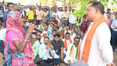 CG- सुशासन तिहार के तीसरे चरण के अंतर्गत मुख्यमंत्री का भ्रमण: CM के आगमन से इस गांव में छाया उत्साह, गुलदस्ते से ग्रामीणों ने किया आत्मीय स्वागत…