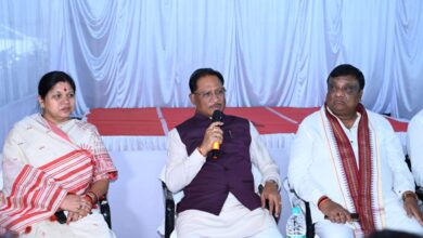 CG News: जनहित के लिए सुशासन तिहार में सभी की सहभागिता जरूरी: मुख्यमंत्री श्री विष्णु देव साय…