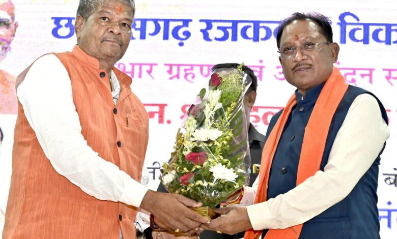 CG News: परंपरागत कौशल से रोजगार सृजन की दिशा में रजक समाज का योगदान सराहनीय – मुख्यमंत्री विष्णु देव साय… CG News: परंपरागत कौशल से रोजगार सृजन की दिशा में रजक समाज का योगदान सराहनीय – मुख्यमंत्री विष्णु देव साय…