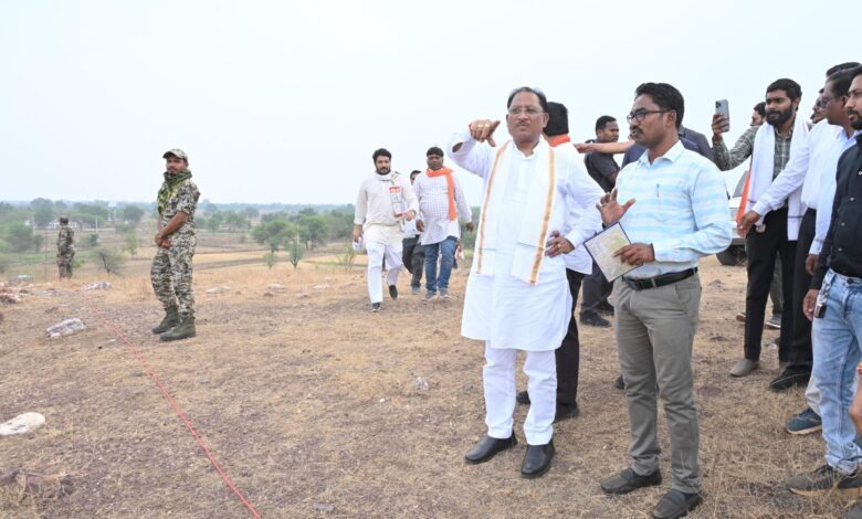CG News- मुख्यमंत्री विष्णु देव साय ने किया सिद्ध बाबा जलाशय परियोजना का निरीक्षण: इतने करोड़ की लागत से निर्मित हो रही है महत्वाकांक्षी जलाशय परियोजना… CG News- मुख्यमंत्री विष्णु देव साय ने किया सिद्ध बाबा जलाशय परियोजना का निरीक्षण: इतने करोड़ की लागत से निर्मित हो रही है महत्वाकांक्षी जलाशय परियोजना…