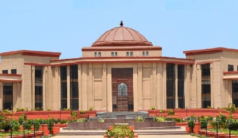 Bilaspur High Court: उम्र कैद की सजा काट रहे युवक को हाई कोर्ट ने किया दोषमुक्त, जानिये बरी होने का क्या बना आधार… Bilaspur High Court: उम्र कैद की सजा काट रहे युवक को हाई कोर्ट ने किया दोषमुक्त, जानिये बरी होने का क्या बना आधार…