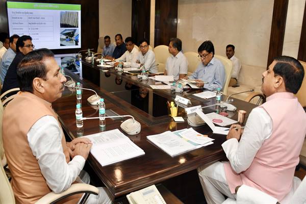 MP News- श्रीअन्न का उत्पादन बढ़ाएं, सरकार खरीदेगी किसानों से श्रीअन्न : मुख्यमंत्री डॉ. यादव… MP News- श्रीअन्न का उत्पादन बढ़ाएं, सरकार खरीदेगी किसानों से श्रीअन्न : मुख्यमंत्री डॉ. यादव…