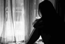 CG News: मालिक की दबंगई! चोरी के आरोप में आदिवासी युवती के साथ बदसलूकी, युवती बोली- मुझे कमरे में बंद किया… अश्लील वीडियो भी दिखाए, और….