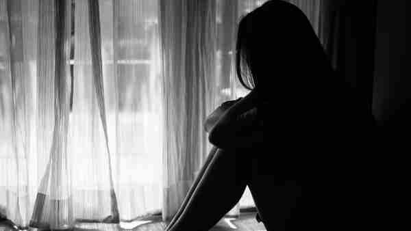 CG News: मालिक की दबंगई! चोरी के आरोप में आदिवासी युवती के साथ बदसलूकी, युवती बोली- मुझे कमरे में बंद किया… अश्लील वीडियो भी दिखाए, और…. CG News: मालिक की दबंगई! चोरी के आरोप में आदिवासी युवती के साथ बदसलूकी, युवती बोली- मुझे कमरे में बंद किया… अश्लील वीडियो भी दिखाए, और….