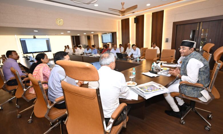 MP News: अंतर्राष्ट्रीय स्पोर्ट्स कॉम्प्लेक्स को अत्याधुनिक बनाने गुणवत्ता पर बारीकी से ध्यान दें : मंत्री विश्वास कैलाश सारंग… MP News: अंतर्राष्ट्रीय स्पोर्ट्स कॉम्प्लेक्स को अत्याधुनिक बनाने गुणवत्ता पर बारीकी से ध्यान दें : मंत्री विश्वास कैलाश सारंग…