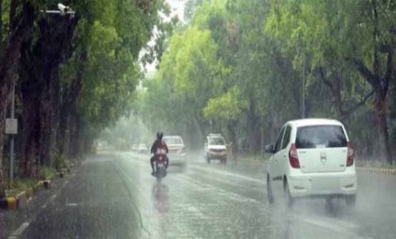छत्तीसगढ़ में लोगों को गर्मी से राहत, मौसम विभाग ने ओलावृष्टि की भी जताई संभावना छत्तीसगढ़ में लोगों को गर्मी से राहत, मौसम विभाग ने ओलावृष्टि की भी जताई संभावना