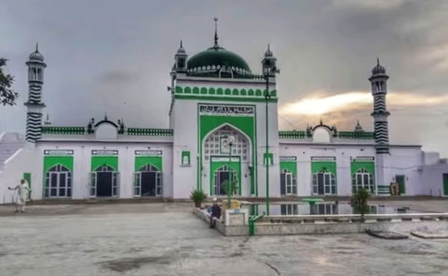 संभल की शाही जामा मस्जिद मामले में मुस्लिम पक्ष को लगा झटका, हाई कोर्ट ने खारिज की याचिका