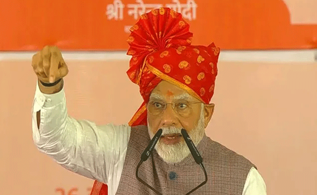 बीकानेर में दहाड़े पीएम मोदी- अब मोदी की नसों में खून नहीं, गर्म सिंदूर बह रहा बीकानेर में दहाड़े पीएम मोदी- अब मोदी की नसों में खून नहीं, गर्म सिंदूर बह रहा