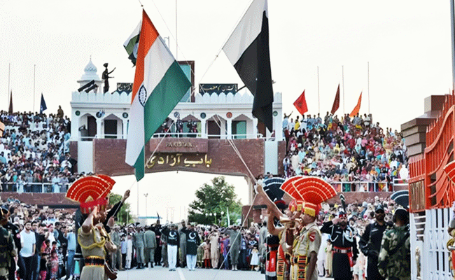 भारत का पाकिस्तान पर एक और सख्त एक्शन, आयात-निर्यात कर दिया बंद