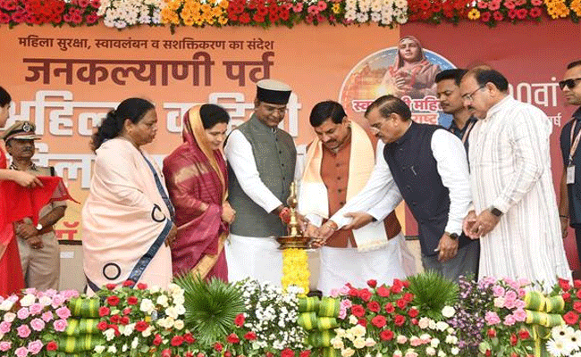 अहिल्या वाहिनी महिला बाइक रैली, नारी सशक्तिकरण का प्रतीक है : मुख्यमंत्री डॉ. यादव