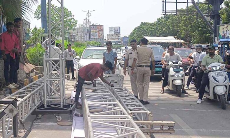 विश्व साइकिल दिवस पर आयोजित कार्यक्रम में हादसा, सेटअप गिरा, मजदूर को आई चोट विश्व साइकिल दिवस पर आयोजित कार्यक्रम में हादसा, सेटअप गिरा, मजदूर को आई चोट