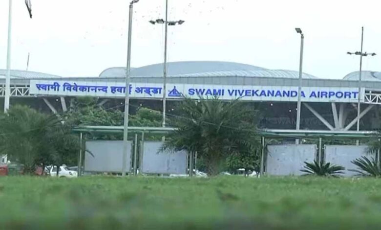 अहमदाबाद विमान हादसा : रायपुर से अहमदाबाद की फ्लाइट रद्द अहमदाबाद विमान हादसा : रायपुर से अहमदाबाद की फ्लाइट रद्द