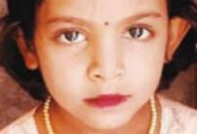 कार की ठोकर से घायल बच्ची को सवार युवक इलाज के बहाने उठाकर ले गए