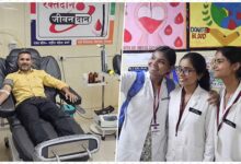 विश्व रक्तदाता दिवस पर डॉक्टर से लेकर छात्रों तक ने किया रक्तदान