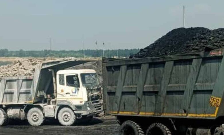 बीते लगभग ढाई माह में हुआ 10 बार आंदोलन-कंपनी का लक्ष्य 85 फीसदी से भी कम बीते लगभग ढाई माह में हुआ 10 बार आंदोलन-कंपनी का लक्ष्य 85 फीसदी से भी कम