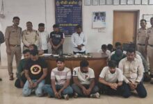दुर्ग में 18 जुआरियों को पुलिस ने किया गिरफ्तार