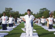 उत्साह और समर्पण के साथ मनाया गया अंतरराष्ट्रीय योग दिवस,  बीजेपी प्रदेश अध्यक्ष किरण सिंहदेव ने भी की शिरकत