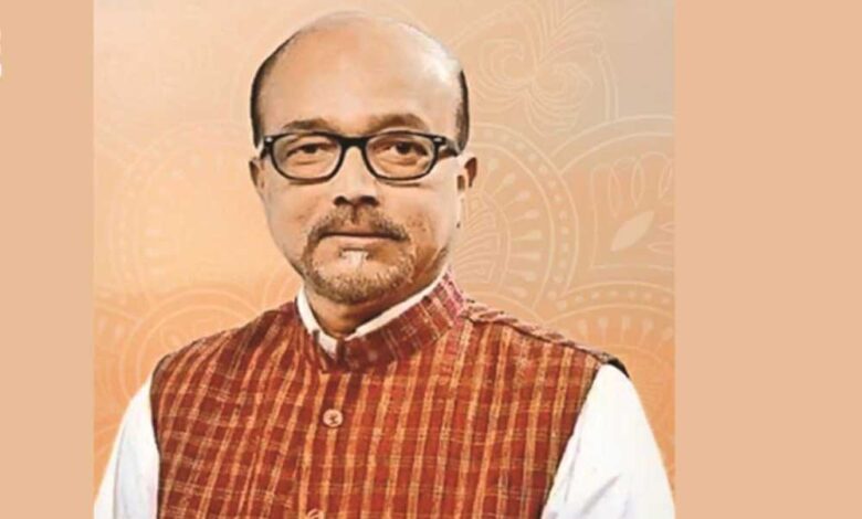 रायपुर : राज्यपाल डेका ने सक्ति जिले के टी.बी. मरीजों को दी 60 हजार रुपए की आर्थिक सहायता रायपुर : राज्यपाल डेका ने सक्ति जिले के टी.बी. मरीजों को दी 60 हजार रुपए की आर्थिक सहायता