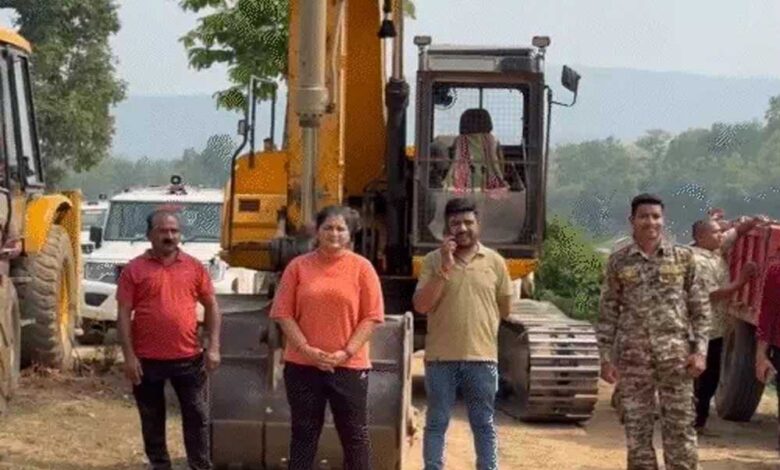 छत्तीसगढ़ में रेत माफिया पर राज्य सरकार की सख्ती, 400 ट्रैक्टर रेत जब्त, बिलासपुर में 85 जगहों पर रेड छत्तीसगढ़ में रेत माफिया पर राज्य सरकार की सख्ती, 400 ट्रैक्टर रेत जब्त, बिलासपुर में 85 जगहों पर रेड