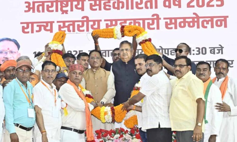 प्रधानमंत्री नरेंद्र मोदी के नेतृत्व में सहकारिता को घर-घर तक पहुंचाने की संकल्पना हो रही है पूरी : मुख्यमंत्री साय प्रधानमंत्री नरेंद्र मोदी के नेतृत्व में सहकारिता को घर-घर तक पहुंचाने की संकल्पना हो रही है पूरी : मुख्यमंत्री साय