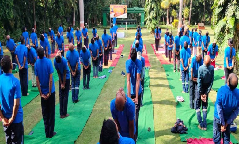 जिंदल स्टील रायपुर में अंतर्राष्ट्रीय योग दिवस धूमधाम से मनाया गया जिंदल स्टील रायपुर में अंतर्राष्ट्रीय योग दिवस धूमधाम से मनाया गया