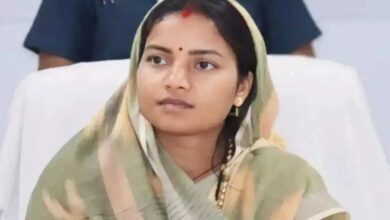 रायपुर : मंत्री श्रीमती लक्ष्मी राजवाड़े की पहल पर सूरजपुर में होंगे पुल और सड़क निर्माण, स्वीकृत हुए लगभग 48.72 करोड़ रुपए
