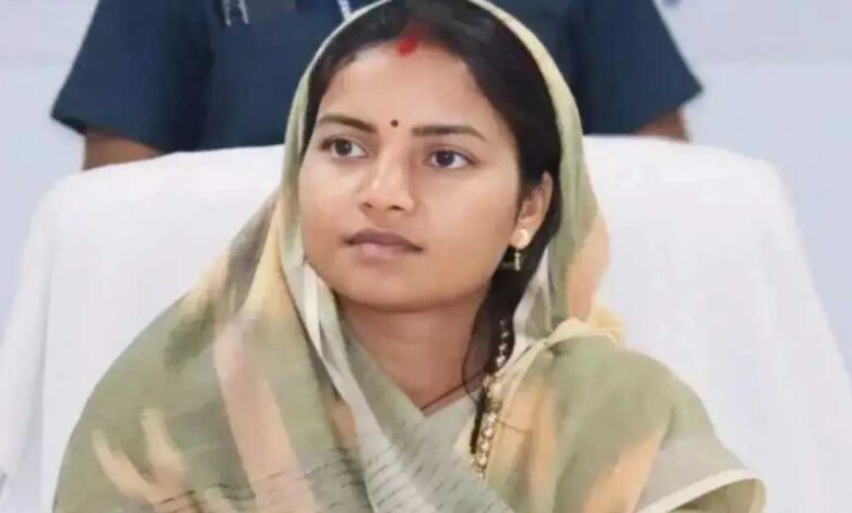 रायपुर : मंत्री श्रीमती लक्ष्मी राजवाड़े की पहल पर सूरजपुर में होंगे पुल और सड़क निर्माण, स्वीकृत हुए लगभग 48.72 करोड़ रुपए रायपुर : मंत्री श्रीमती लक्ष्मी राजवाड़े की पहल पर सूरजपुर में होंगे पुल और सड़क निर्माण, स्वीकृत हुए लगभग 48.72 करोड़ रुपए