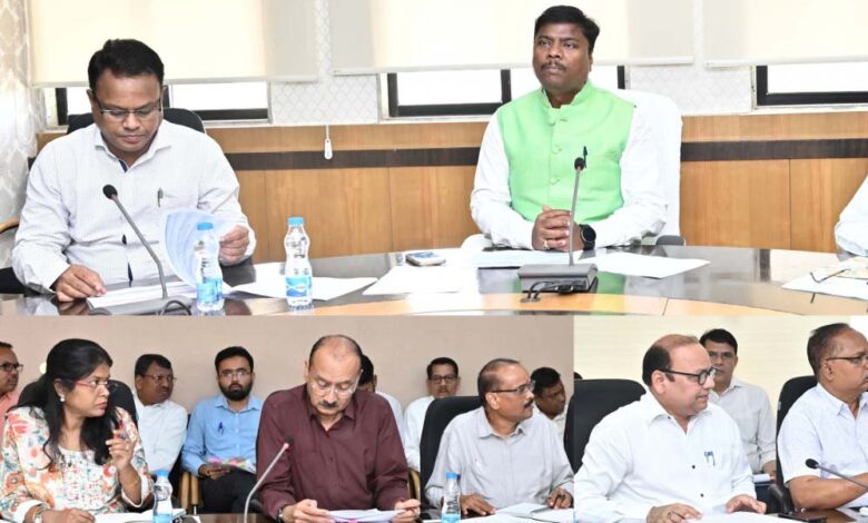 रायपुर : किसानों को सुगमता से रासायनिक उर्वरकों की उपलब्धता सुनिश्चित करें: मंत्री केदार कश्यप रायपुर : किसानों को सुगमता से रासायनिक उर्वरकों की उपलब्धता सुनिश्चित करें: मंत्री केदार कश्यप