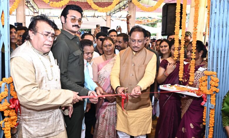 तपकरा को मिली नई पहचान: मुख्यमंत्री साय ने तहसील कार्यालय का किया शुभारंभ, नगर पंचायत का दर्जा देने की घोषणा… तपकरा को मिली नई पहचान: मुख्यमंत्री साय ने तहसील कार्यालय का किया शुभारंभ, नगर पंचायत का दर्जा देने की घोषणा…