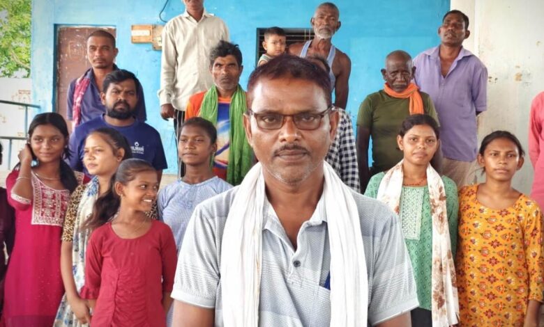 CG NEWS: युक्तियुक्तकरण से बदली तरौद की तस्वीर: अब चार शिक्षक, नई उम्मीदों के साथ चमक रहा स्कूल, बच्चों के चेहरों पर लौटी पढ़ाई की रौनक… CG NEWS: युक्तियुक्तकरण से बदली तरौद की तस्वीर: अब चार शिक्षक, नई उम्मीदों के साथ चमक रहा स्कूल, बच्चों के चेहरों पर लौटी पढ़ाई की रौनक…