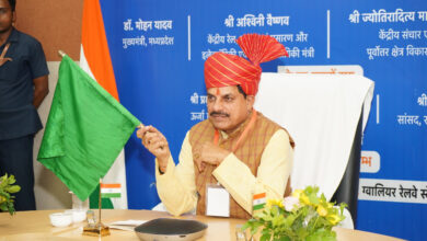MP News: ग्वालियर-चंबल बनेगा उद्योग और रोजगार का नया हब, ग्वालियर से बैंगलोर नई ट्रेन सेवा का वर्चुअल शुभारंभ: मुख्यमंत्री डॉ. मोहन यादव…