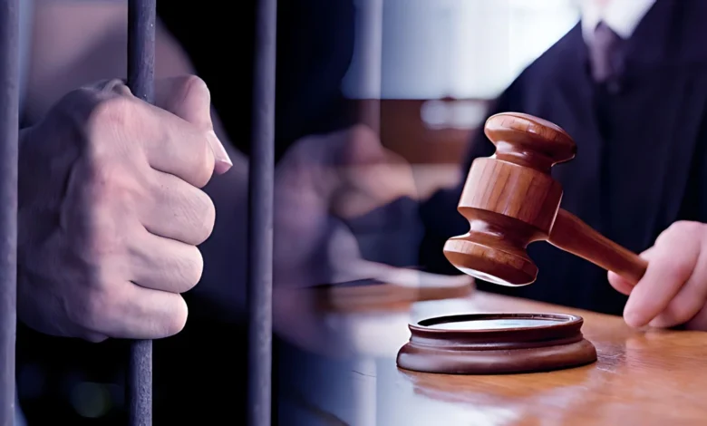 CG Crime: पत्नी की हत्या कर आत्महत्या का रचा था नाटक: भाई के साथ मिलकर की हत्या, कोर्ट ने सुनाई उम्रकैद की सजा… CG Crime: पत्नी की हत्या कर आत्महत्या का रचा था नाटक: भाई के साथ मिलकर की हत्या, कोर्ट ने सुनाई उम्रकैद की सजा…