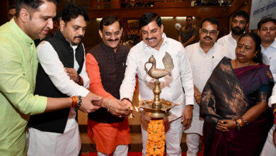 MP News- मुख्यमंत्री डॉ. मोहन यादव ने युवा संसद में युवाओं से किया संवाद, कहा- आपातकाल संविधान की हत्या थी…