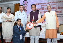 CG NEWS: श्रमिकों के सशक्तिकरण के लिए समर्पित है सरकार : मुख्यमंत्री के हाथों 31 मेधावी श्रमिक बच्चों को मिली 2-2 लाख की प्रोत्साहन राशि….