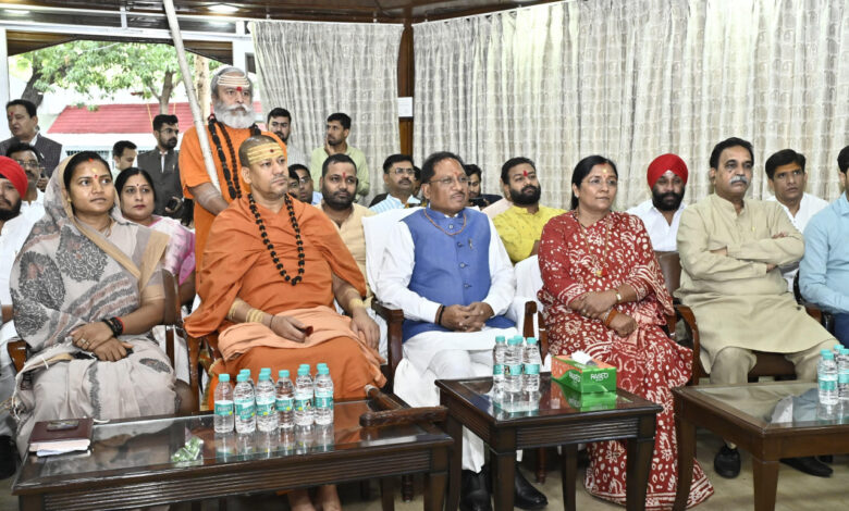 CG NEWS: प्रधानमंत्री नरेंद्र मोदी के विचारों ने बढ़ाया उत्साह, छोटे प्रयासों से बड़े बदलाव की अपील –मुख्यमंत्री विष्णु देव साय… CG NEWS: प्रधानमंत्री नरेंद्र मोदी के विचारों ने बढ़ाया उत्साह, छोटे प्रयासों से बड़े बदलाव की अपील –मुख्यमंत्री विष्णु देव साय…