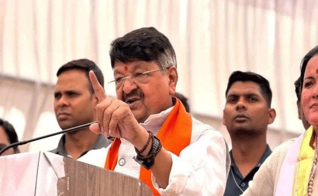 राजा रघुवंशी हत्याकांड पर मंत्री विजयवर्गीय का बड़ा बयान, बोले- सोनम ने हमारे इंदौर को… राजा रघुवंशी हत्याकांड पर मंत्री विजयवर्गीय का बड़ा बयान, बोले- सोनम ने हमारे इंदौर को…