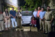 नकली होलोग्राम वाली शराब पकड़ी गई: आबकारी विभाग की बड़ी छापेमारी, एक आरोपी गिरफ्तार
