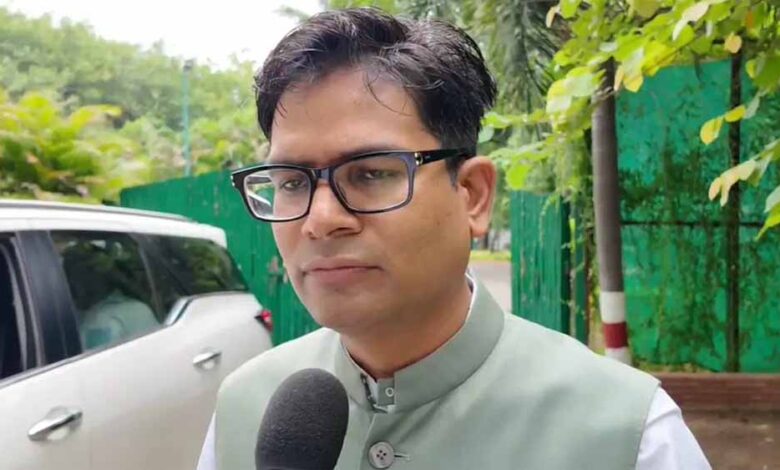 वित्तीय सुधारों की दिशा में छत्तीसगढ़ अग्रणी: मानसून सत्र में पेश होंगे 5 विधेयक वित्तीय सुधारों की दिशा में छत्तीसगढ़ अग्रणी: मानसून सत्र में पेश होंगे 5 विधेयक