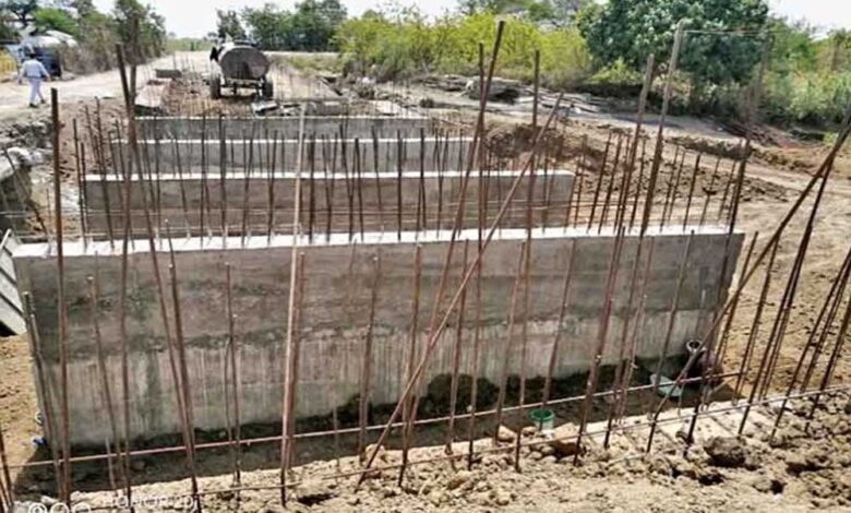 छत्तीसगढ़ लोक निर्माण विभाग की ओर से प्रदेश के 16 सड़क और पुल निर्माण कार्यों की ऑनलाइन निविदा जारी छत्तीसगढ़ लोक निर्माण विभाग की ओर से प्रदेश के 16 सड़क और पुल निर्माण कार्यों की ऑनलाइन निविदा जारी