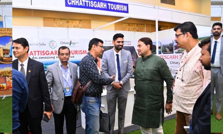 रायपुर : छत्तीसगढ़ पर्यटन ने कोलकाता में दर्ज कराई प्रभावशाली उपस्थिति रायपुर : छत्तीसगढ़ पर्यटन ने कोलकाता में दर्ज कराई प्रभावशाली उपस्थिति