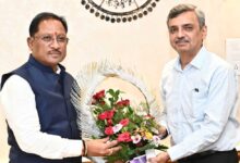 रायपुर : मुख्यमंत्री साय से भारत सरकार में भूमि संसाधन सचिव ने की सौजन्य भेंट