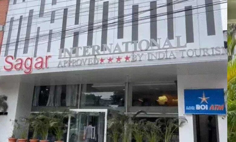 छत्तीसगढ़ :दुर्ग में होटल-कारोबारी विजय अग्रवाल के ठिकानों पर ED की रेड छत्तीसगढ़ :दुर्ग में होटल-कारोबारी विजय अग्रवाल के ठिकानों पर ED की रेड